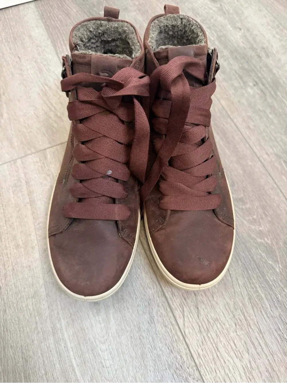 Ecco Brown Leather High-Top Sneakers size 40